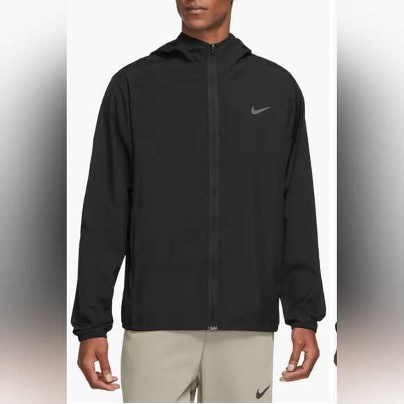 Nike Other - Nike Form Dri-FIT Hooded Versatile Jacket - Black Size Medium NWT!